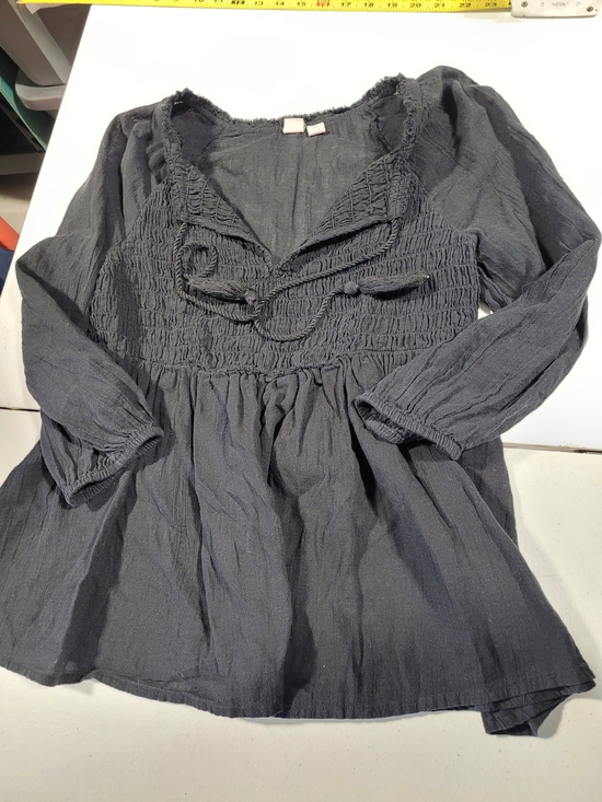 Melrose and Market Tops - Melrose and Market Charcoal Smocked Peasant Tunic